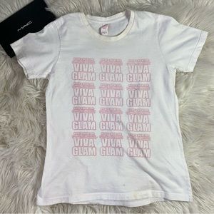 MAC COSMETICS Employee Shirt - Viva Glam Ricky & Nikki